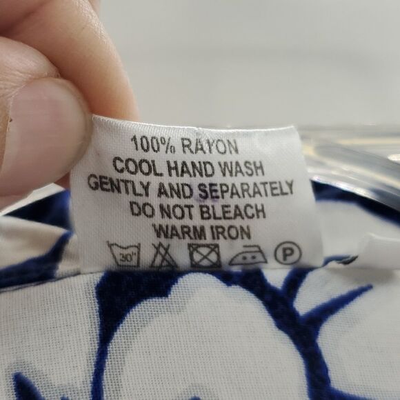 Bali Collection Passion Hawaiian Royal Navy Blue White Floral Hawaiian Shirt 14 - Picture 4 of 12